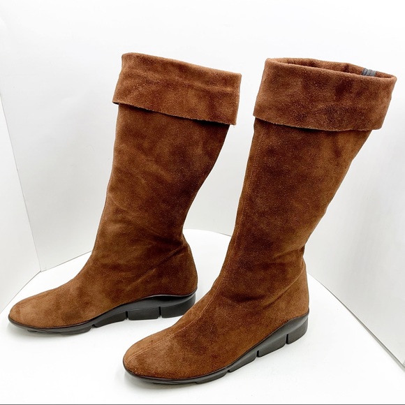 {Sesto Meucci Sport}Suede Cuffed Boots - Picture 6 of 14